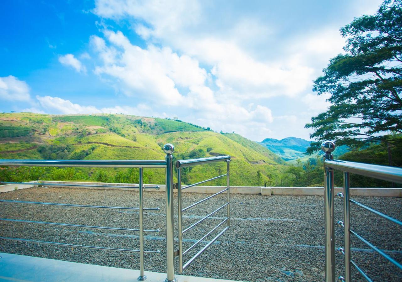 Hidden Valley Hill View Cottage Vagamon By Voye Homes Exteriör bild
